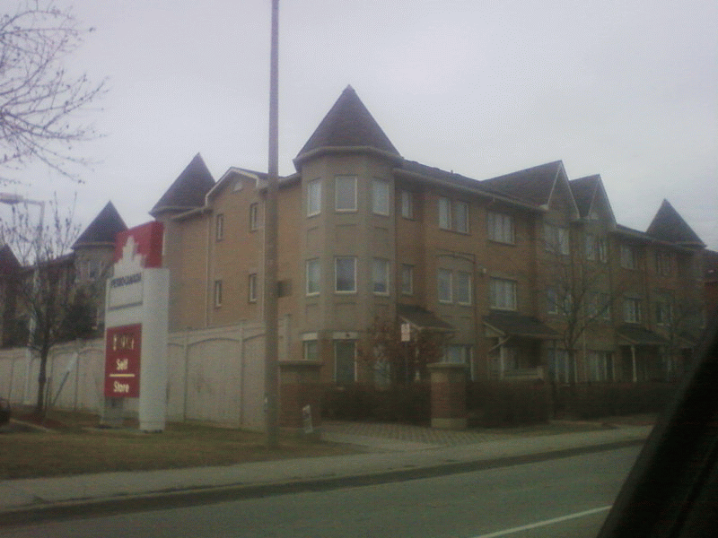 1800sqft townhouse!